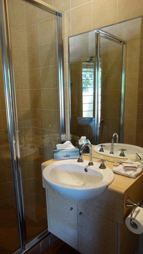 Palms City Resort - Accommodation Redcliffe 17