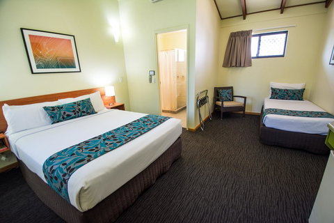 Palms City Resort - Accommodation Redcliffe 33