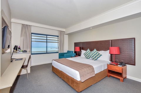 Mantra On The Esplanade - Accommodation Redcliffe 2
