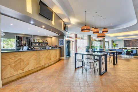 Mantra On The Esplanade - Accommodation Redcliffe 9