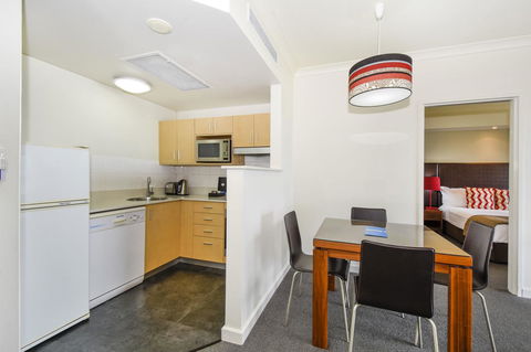 Mantra On The Esplanade - Accommodation Redcliffe 31