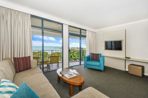 Mantra On The Esplanade - Accommodation Redcliffe 23