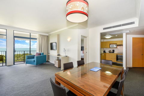 Mantra On The Esplanade - Accommodation Redcliffe 26