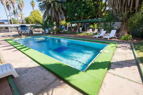 Elkira Court Motel - Accommodation Redcliffe 3