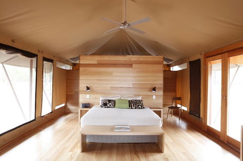 Wildman Wilderness Lodge - Accommodation Redcliffe 7