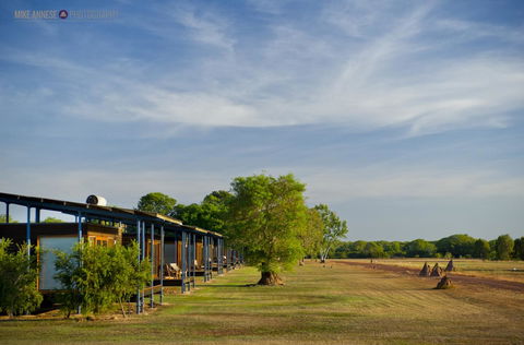 Wildman Wilderness Lodge - Accommodation Redcliffe 13