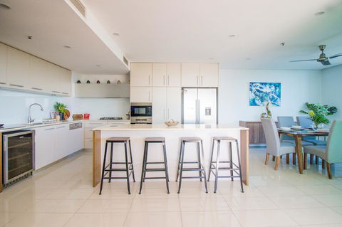 ZEN BY THE WATER - Esplanade Darwin Retreat - Accommodation Redcliffe 21
