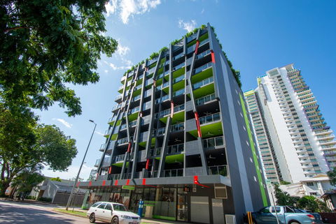 Magnum Serviced Apartments - Accommodation Redcliffe 30