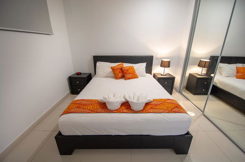 Magnum Serviced Apartments - Accommodation Redcliffe 3