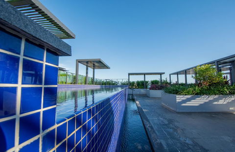 Magnum Serviced Apartments - Accommodation Redcliffe 23
