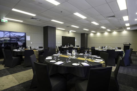 DoubleTree By Hilton Esplanade Darwin - Accommodation Redcliffe 36