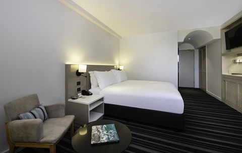 DoubleTree By Hilton Esplanade Darwin - Accommodation Redcliffe 20