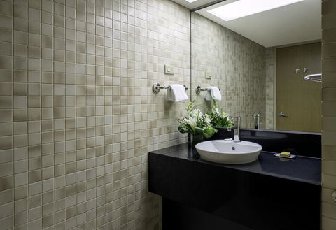 DoubleTree By Hilton Esplanade Darwin - Accommodation Redcliffe 25