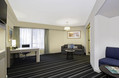 DoubleTree By Hilton Esplanade Darwin - Accommodation Redcliffe 26
