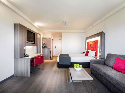Novotel Darwin CBD - Accommodation Redcliffe 33