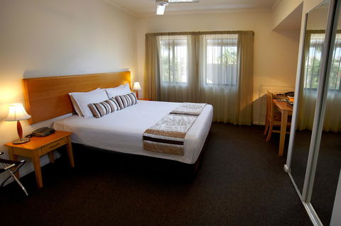 Metro Advance Apartments & Hotel - Accommodation Redcliffe 8
