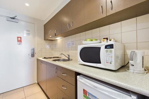 Metro Advance Apartments & Hotel - Accommodation Redcliffe 14