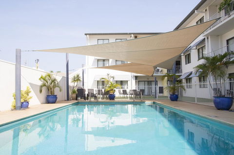 Metro Advance Apartments & Hotel - Accommodation Redcliffe 1