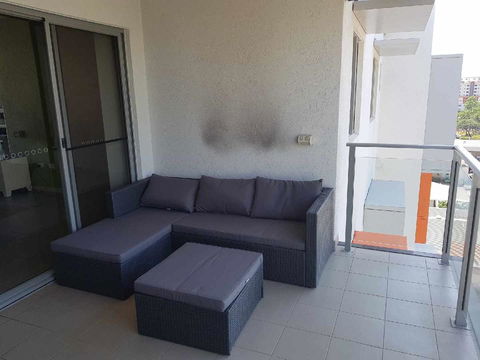 Darwin-Ocean Views, Tropical Getaway, Pool & Aircon - Accommodation Redcliffe 17