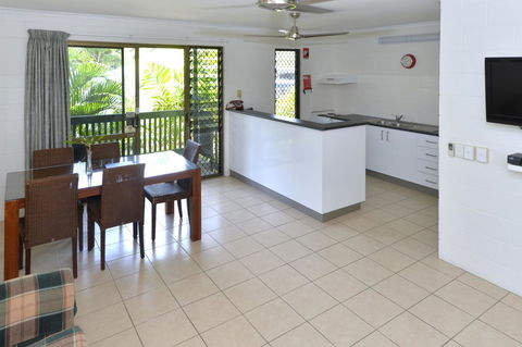 City Gardens Apartments - Accommodation Redcliffe 2