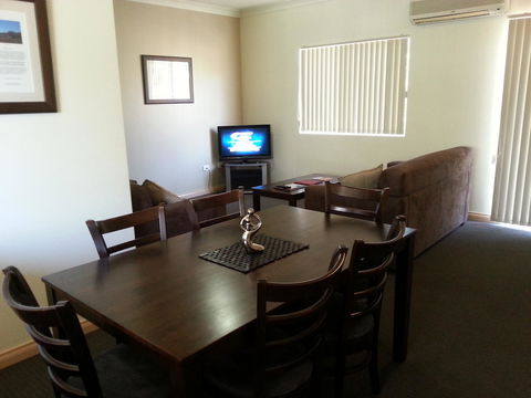 Alice On Todd Apartments - Accommodation Redcliffe 12