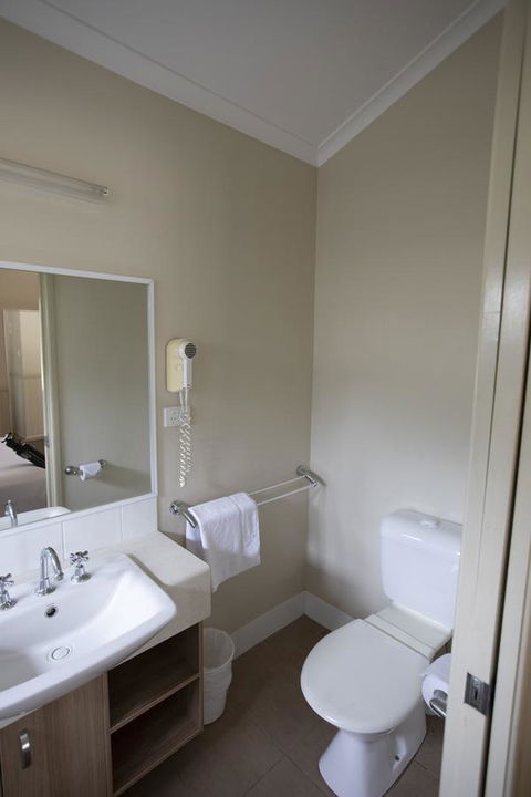 Darwin FreeSpirit Resort - Accommodation Redcliffe 5