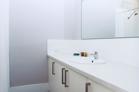 Erldunda Desert Oaks Resort - Accommodation Redcliffe 3