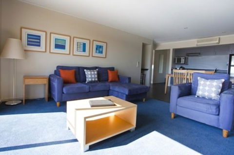 Corrigans Cove - Accommodation Redcliffe 10