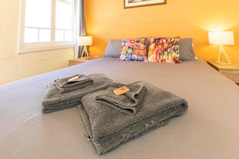 Glen Helen Lodge - Accommodation Redcliffe 21