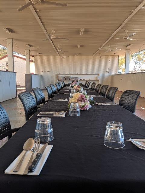 Glen Helen Lodge - Accommodation Redcliffe 2