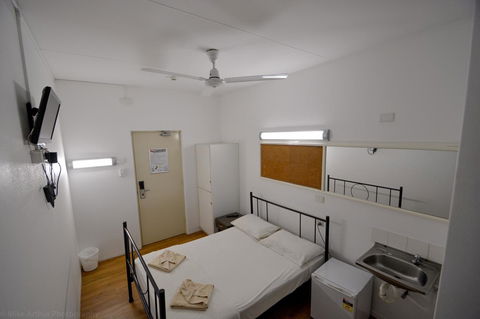 Youth Shack Backpackers Darwin - Accommodation Redcliffe 6