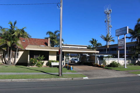 Golden Sands Motor Inn - Accommodation Redcliffe 18