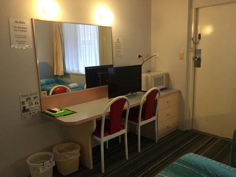 Golden Sands Motor Inn - Accommodation Redcliffe 14