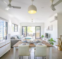 ZEN QUARTERS - The NOMADS PAD Near Nightcliff Markets  Sunset Foreshore - Accommodation Redcliffe