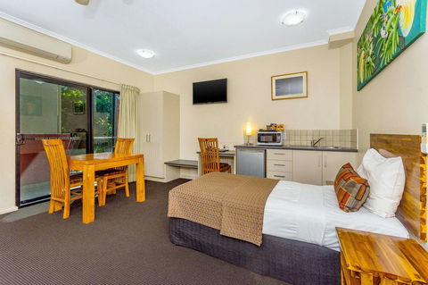 Quality Hotel Darwin Airport - Accommodation Redcliffe 14