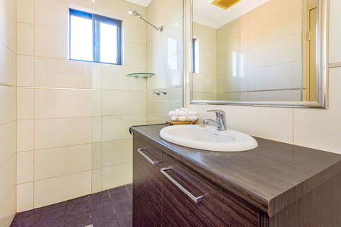 Quality Hotel Darwin Airport - Accommodation Redcliffe 20