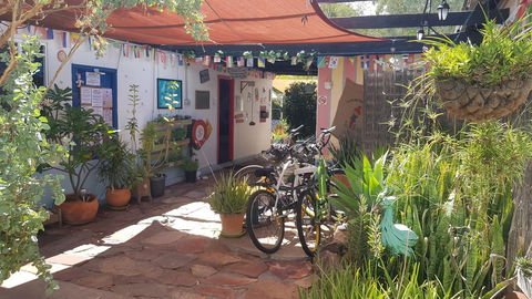 Alice\'s Secret Travellers Inn - Accommodation Redcliffe 15
