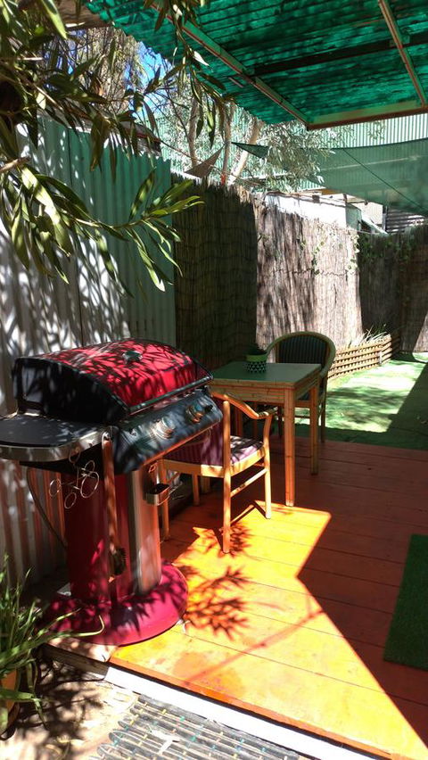 Alice\'s Secret Travellers Inn - Accommodation Redcliffe 5
