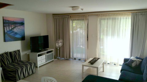 Nelson Bay Breeze - Accommodation Redcliffe 7