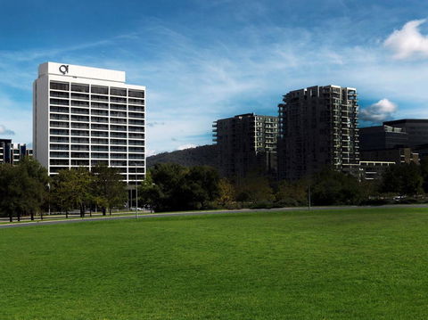 QT Canberra - Accommodation Redcliffe 16