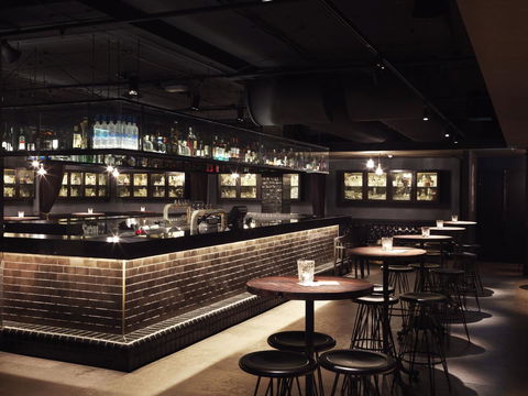 QT Canberra - Accommodation Redcliffe 14