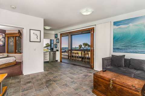 Lennox Holiday Apartments - Accommodation Redcliffe 40