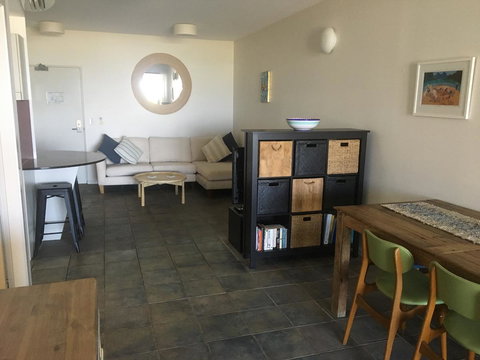 Lennox Holiday Apartments - Accommodation Redcliffe 18