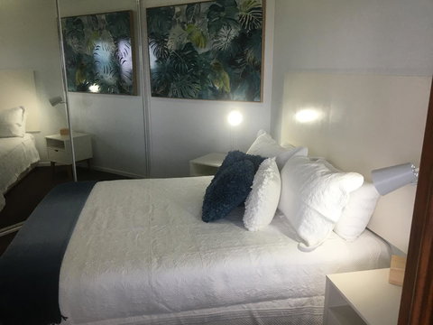 Lennox Holiday Apartments - Accommodation Redcliffe 22
