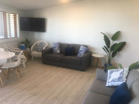 Lennox Holiday Apartments - Accommodation Redcliffe 24