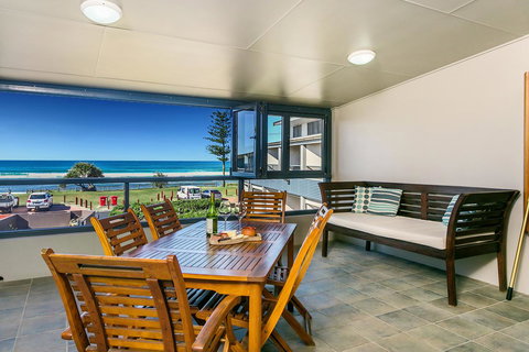 Lennox Holiday Apartments - Accommodation Redcliffe 2
