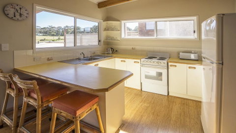Boomer Crescent 5 Kioloa - Accommodation Redcliffe 3