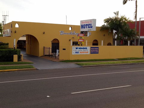Bourbong St Motel - Accommodation Redcliffe 0