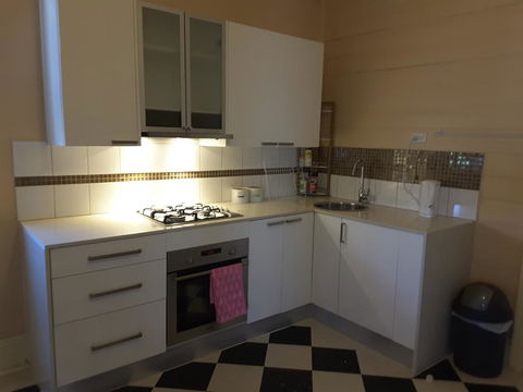 Bourke Apartments - Accommodation Redcliffe 0