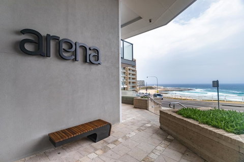 Boutique Apartment In Highly Sought After Arena - Accommodation Redcliffe 2